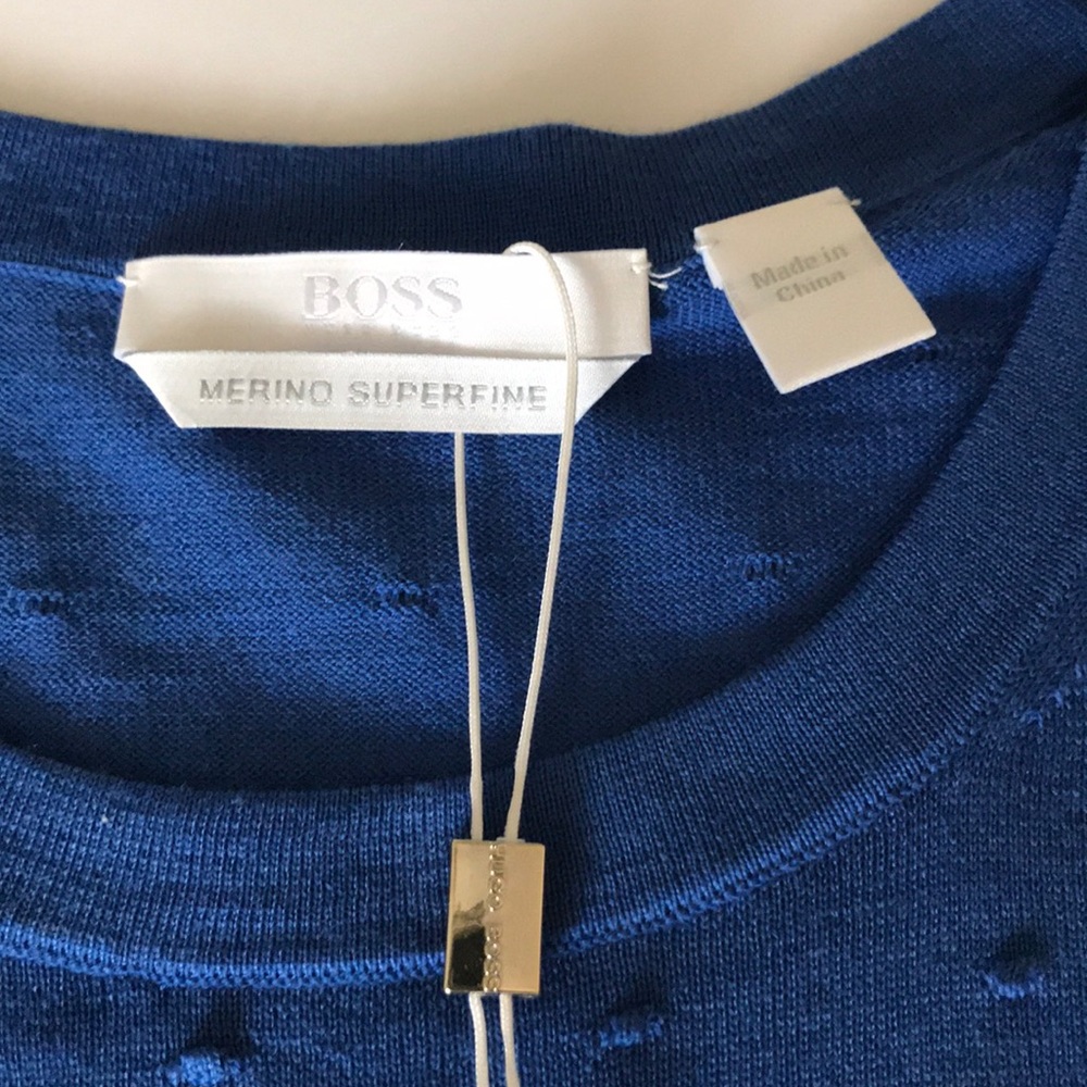 Boss Hugo Boss Open Blue knit top NWT size (S) 4-6 - Picture 2 of 9